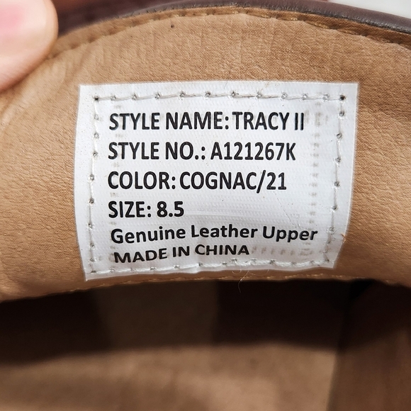 La Milano, Mens Tracy 11 Tasseled Leather Loafer, Size 8.5 M, burnished cognac. - Picture 8 of 12